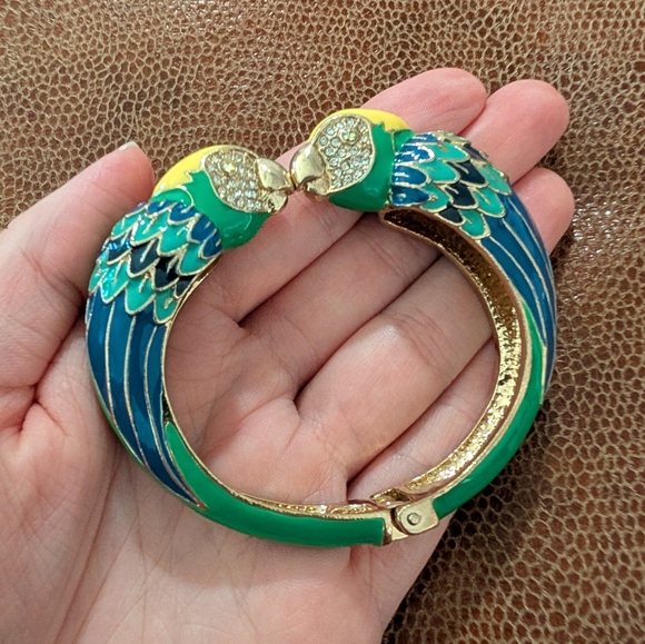 Jewelry - Hinge parrot enamel bracelet